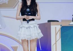 Rita的逆(nì)袭之路！电竞解说到娱乐圈女神，跨界走(zǒu)得飞起！