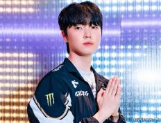 Chovy为何拿不(bù)到冠军？被曝光沉迷其他遊(yóu)戯(xì)，玩的比(bǐ)LOL还多