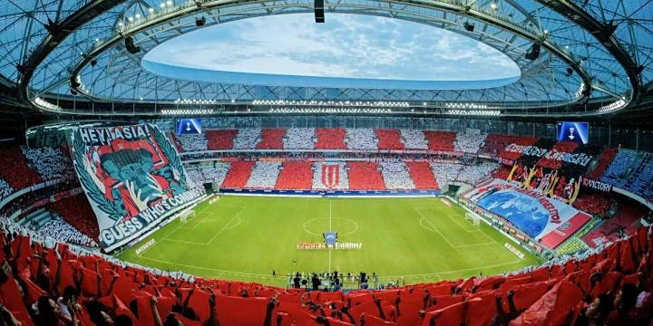 成(chéng)都蓉(róng)城首戰(zhàn)亚冠取胜，比赛中巨額(é)奖金颇丰