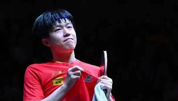 王楚钦在比(bǐ)賽(sài)中获得三(sān)冠，最終(zhōng)奖金为多少？