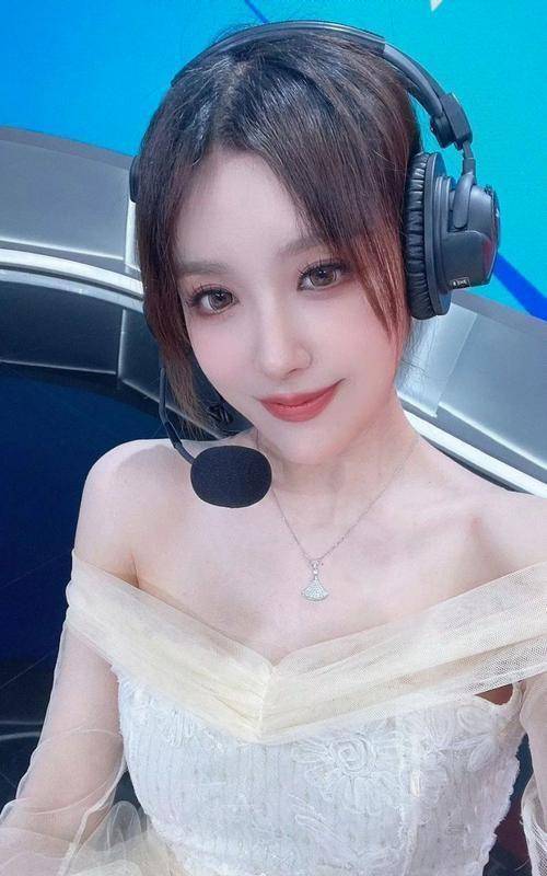 Rita的逆(nì)袭之路！电竞解说到娱乐圈女神，跨界走(zǒu)得飞起！